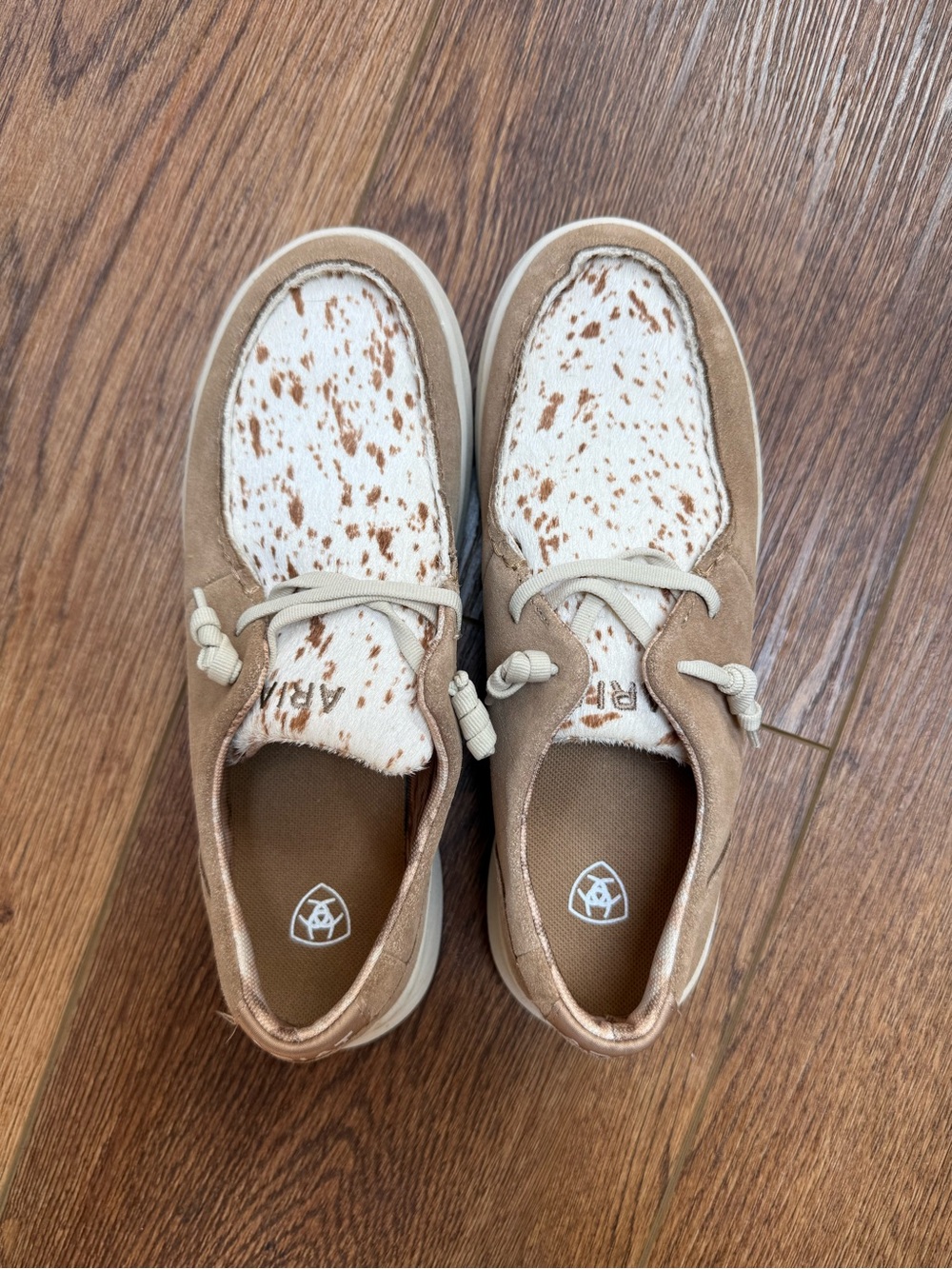Ariat Hilo